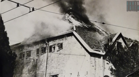 Bari, 7 aprile 1973: la Chiesa Russa va a fuoco. Ecco le foto inedite dell'incendio